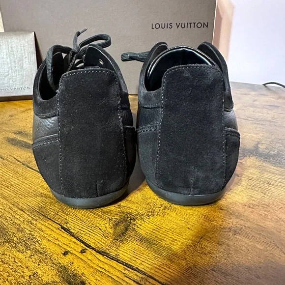 Authentic Men’s Sneaker Louis VuittonSize 7 /L 0019/Leather/Black without box
